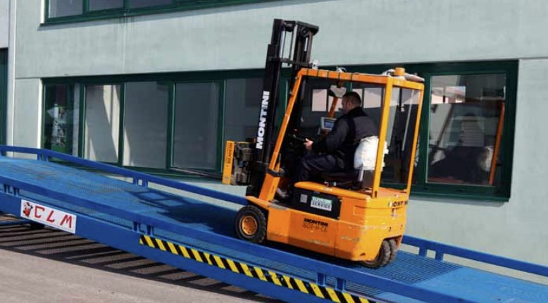 Стальная аппарель погрузочная CLM MD 12/100