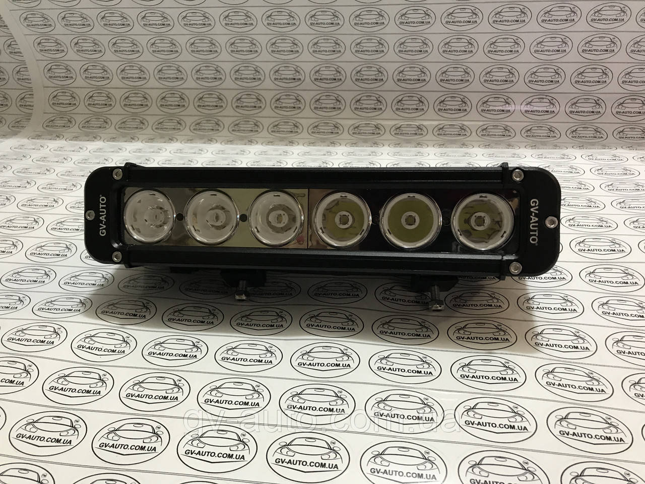Додаткова фара LED GV-S1060S дальнього світла. 60 Вт. - 28 см.