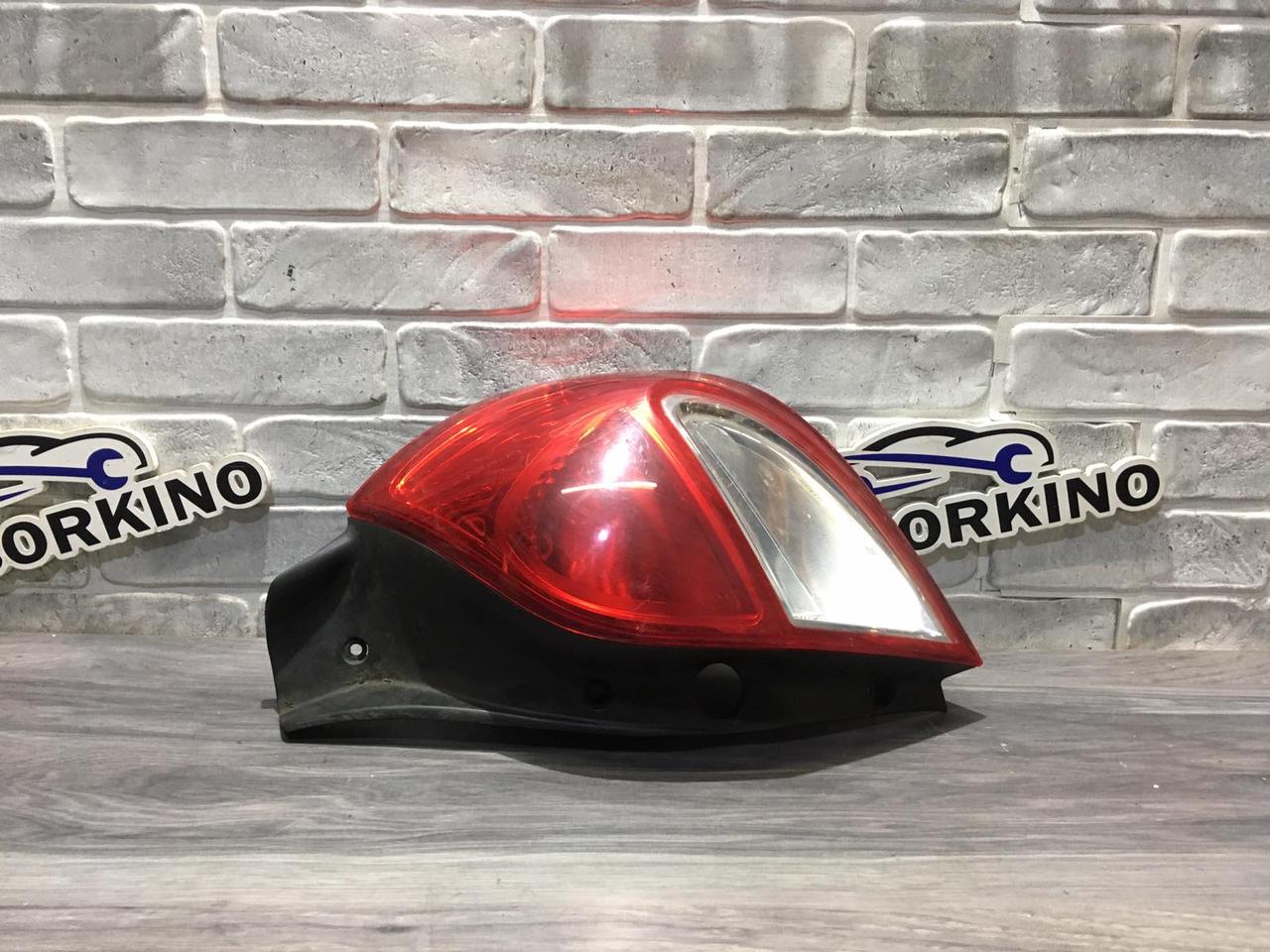 Ліхтар задній правий Renault Clio 3 Хетчбек 8200886946 (Ріно Кліо), фото 1