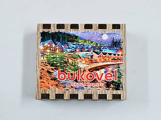 Сувенірні сірники в дерев'яній коробочці з принтом Буковель 54х45х18 мм