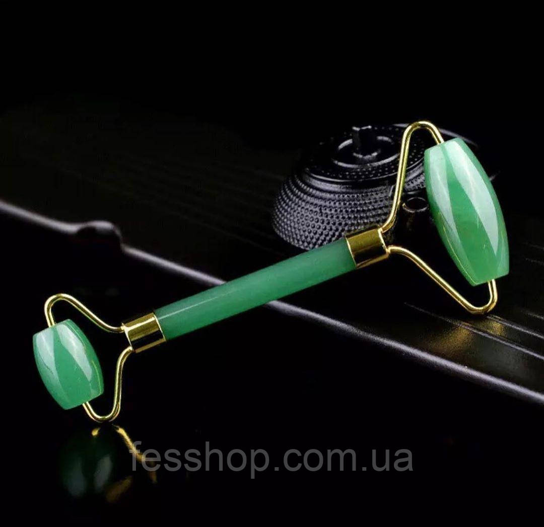 Ролик для масажу обличчя і шиї Jade Roller із Зеленого нефриту