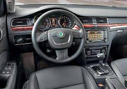 Розбирання Skoda Superb, запчастини капот, фара, крило, бампер, коробка передач тощо.