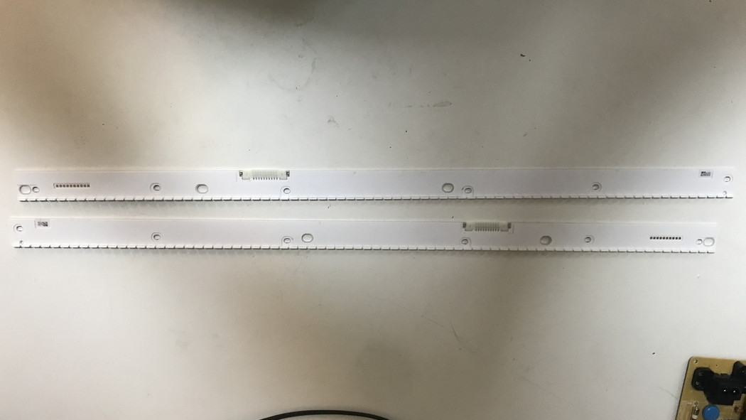 LED-підсвітка 39352B і 39353B для телевізора Samsung UE55KS9000L