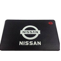 Килимок торпеди антиковзний Nissan (200x130) 2127