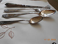 Набір столовий: ложки, вилки, ножі мельхиоровый посріблений СРСР