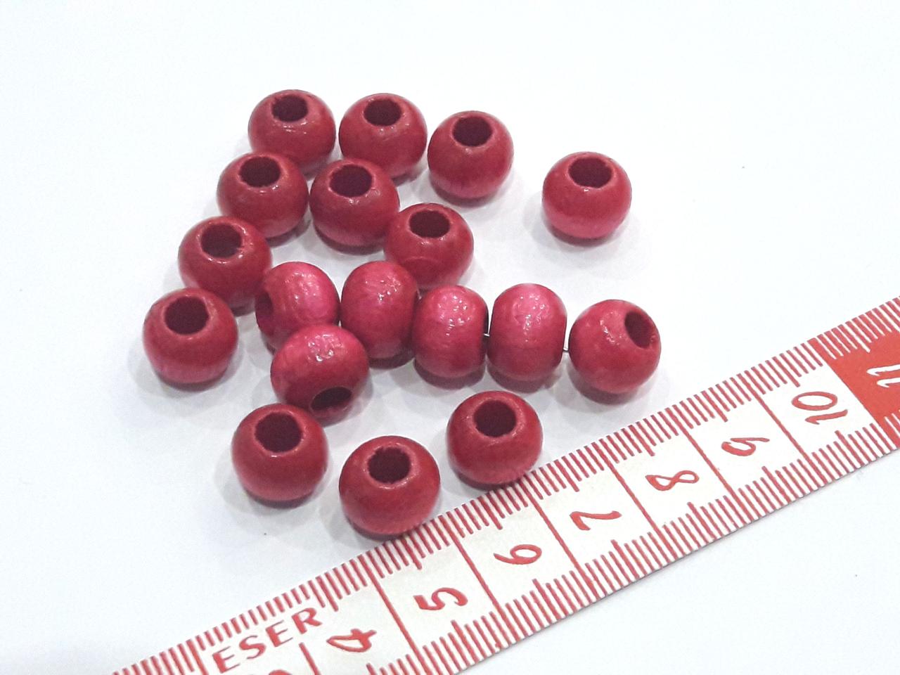 Намистини дерев'яні, коралики 10 мм, отвіт 4 мм. Малинові лаковані 20 шт/уп.