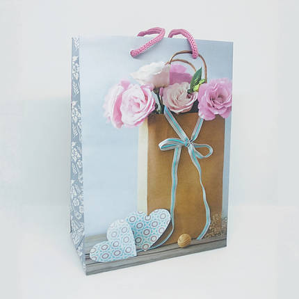 Пакет подарунковий 20.5х15х7.5 см Троянди в пакеті з сердечками, фото 1