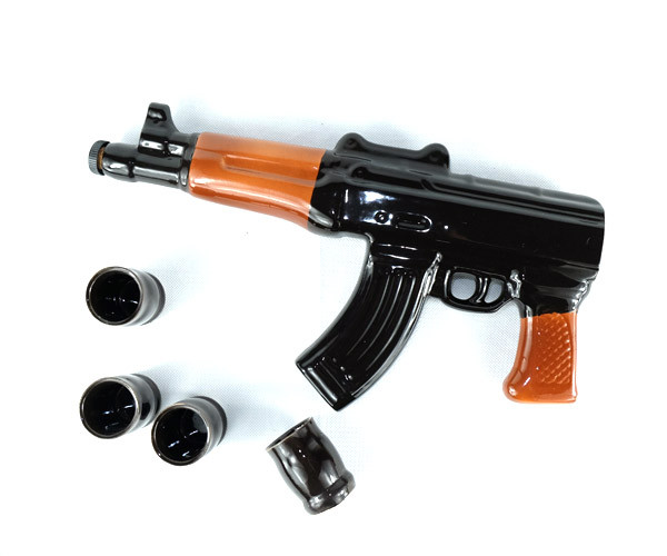 Автомат Калашникова — набір для спиртного, пляшка з чарками, фото 1