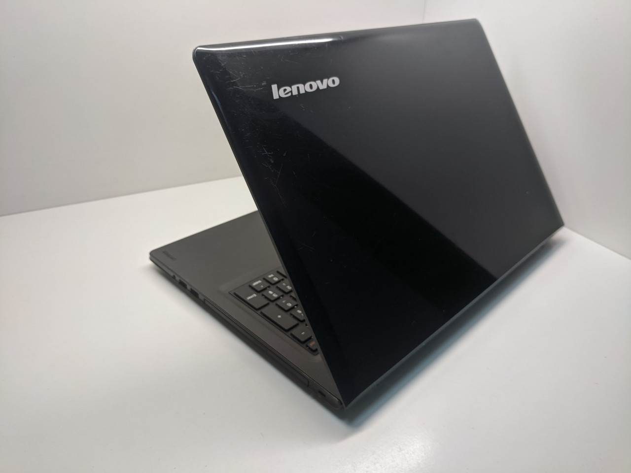 Ноутбук Lenovo ideapad 300-15ISK