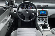 Розбирання Volkswagen Passat B6 запчастини фара крило капот бампер двигун коробка передач та інше