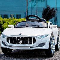 Дитячий електромобіль Maserati (2 мотори по 25W, 2 акумулятори, MP3) Baby Tilly T-7637 WHITE Білий