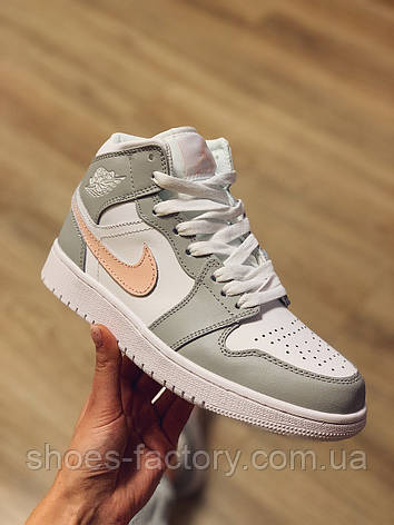 Кросівки Nike Air Jordan 1 Mid жіночі шкіряні, фото 1