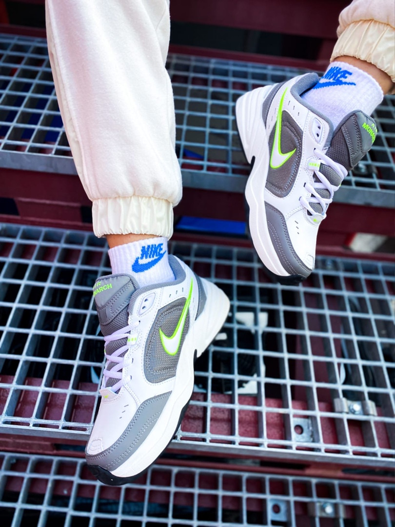 Nike air monarch size 36 cheap