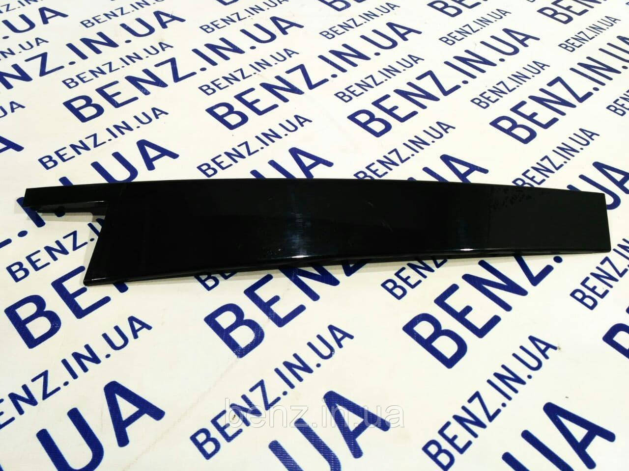 Молдинг задніх дверей праворуч Mercedes W204, S204 A2046902287, фото 1