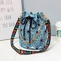 Молодежная стильная сумка - мешок на цепочке с геометрическим рисунком Kameliya