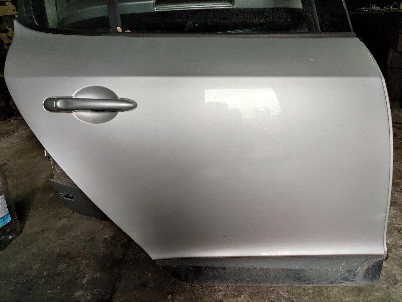 Дверка задня права (хетчбек) Renault Megane 3, 2008-2016, 821008419R (Б/У)