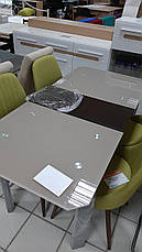 Стіл на кухню скляний розкладний на дерев'яних ніжках ДКС Модерн Антонік, колір капучіно + горіх темний, фото 2