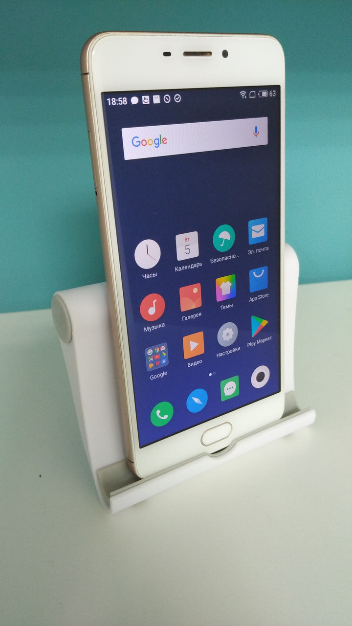 Смартфон БУ Meizu M6 2/16GB чорний