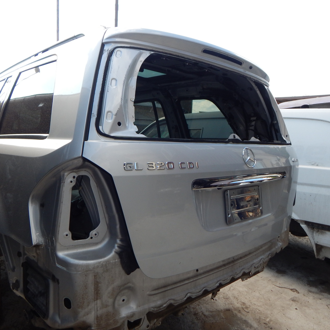 Кришка багажника ляда на Mercedes GL ГЛ X164 2006 2007 2008 2009 2010 2011 2012 рр