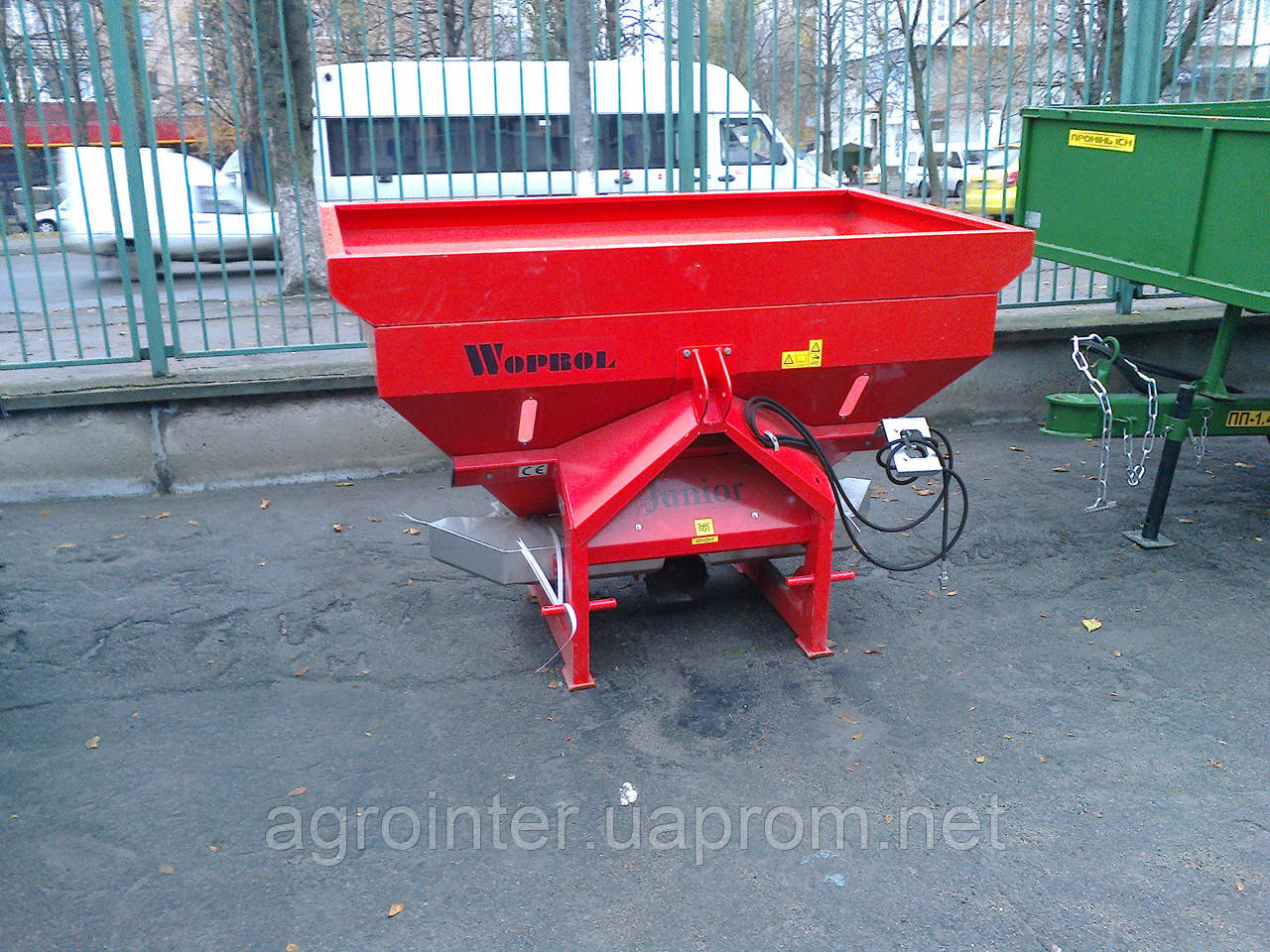 Розкидач добрив Woprol JUNIOR II