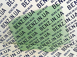 Скло задніх правих дверей Mercedes W204 A2047350210