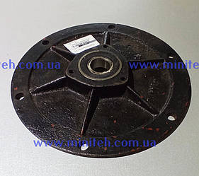 Кришка торцева м/б