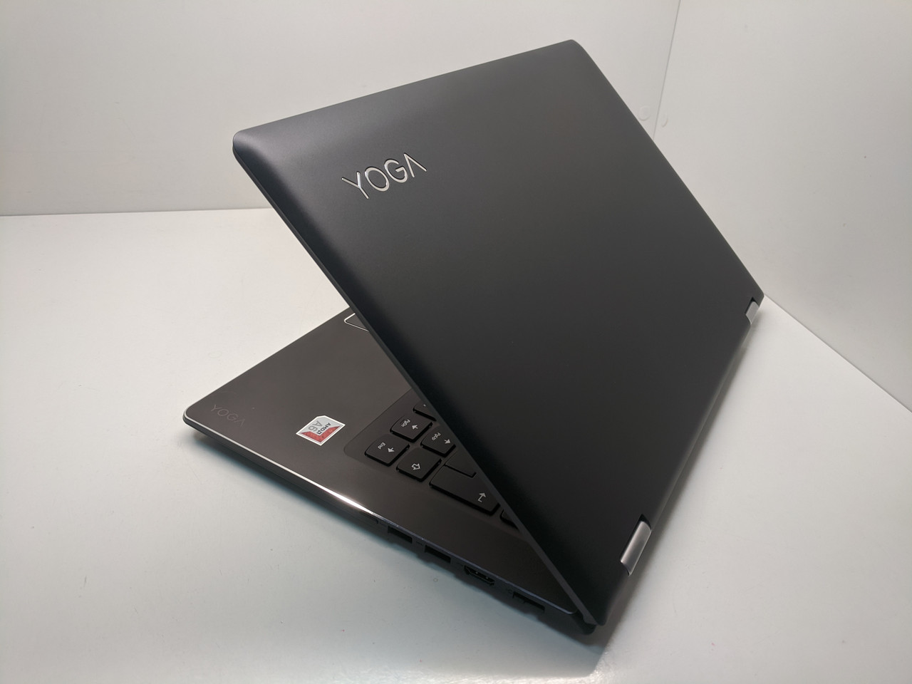Ноутбук Lenovo YOGA 510-14AST