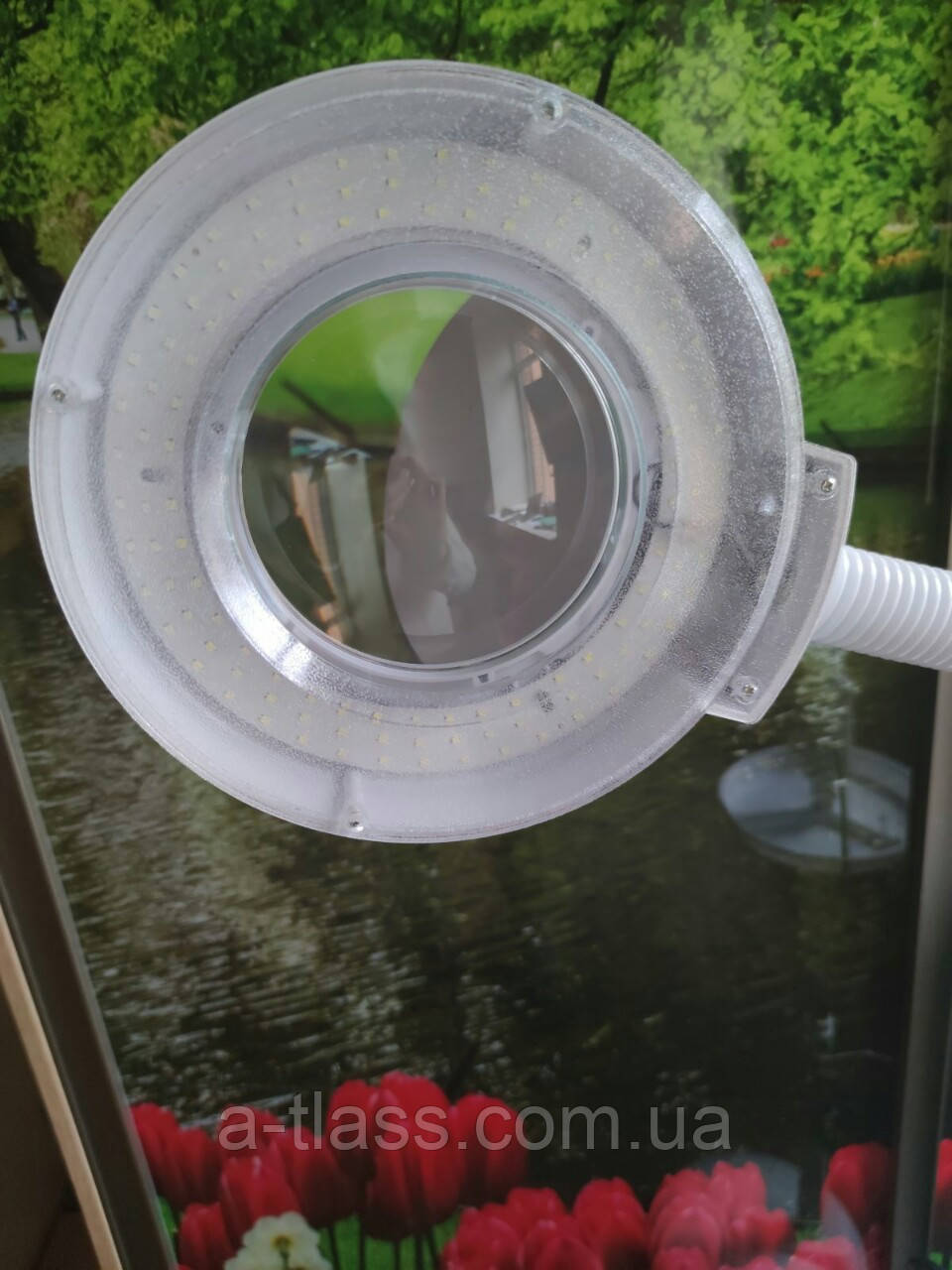 Лампа-лупа светодиодная косметологическая гофра напольная LED регулировкой света 5 диоптрий с лотком - фото 7 - id-p1326445139