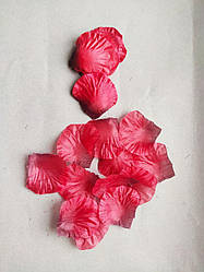 Пелюстки троянд штучні багаторазові 100шт/уп 4,3*4,3см червоні з темним краєм