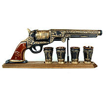 Пістолет «Кольт» на дерев'яній підставці (подарунковий набір для спиртного)