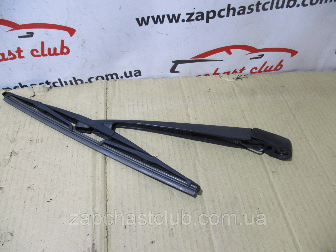 Двірник / повідець скла кришки багажника 8253A079 994118 Lancer X Mitsubishi, фото 1