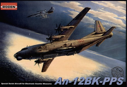 Пластикова модель 1/72 Roden 046 військово-транспортний літак АН-12 БК ППС