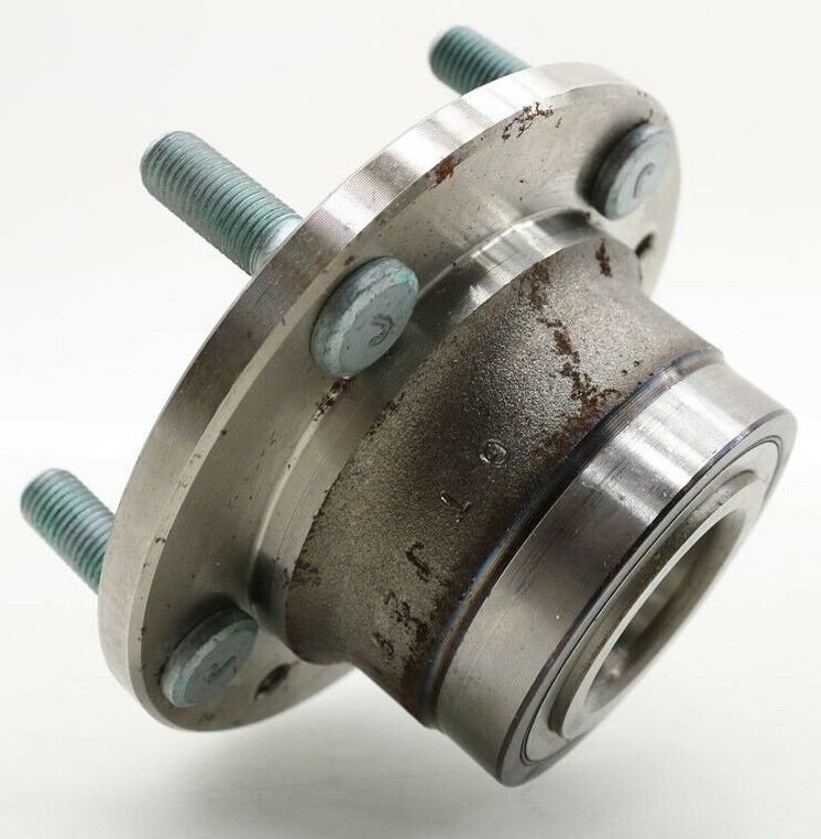 Ступиця в зборі Мазда Mazda 323 F VI, Mazda 626, MPV II, Xedos 9 (TA) (1994-2007), ззаду зліва справа, фото 1