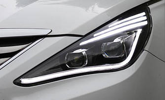 Передні фари Hyundai Sonata YF (09-14) тюнінг Led оптика (лінза під ксенон)