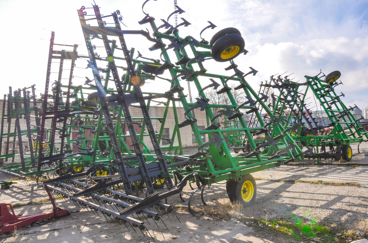 Культиватор б.у. Джон Дір John Deere 960 - 12 м.