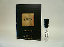 Valentino — Valentino Noir Absolu Musc Essence (2018) — Парфумована вода 3 мл (пробник) — Рідкий аромат