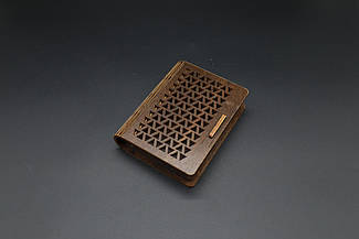 Дерев'яна скринька-книга з фанери з різьбленням трикутники для грошей і прикрас 12х9см