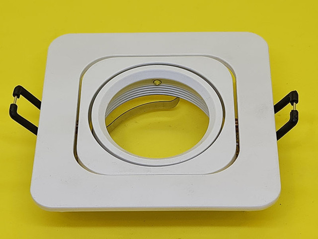 Встраиваемый светильник квадрат  (цвет корпуса белый)