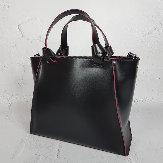 Сумка жіноча "ПРАГМА" з натуральної шкіри, чорна напівматова з бургунди виворотом, фото 1