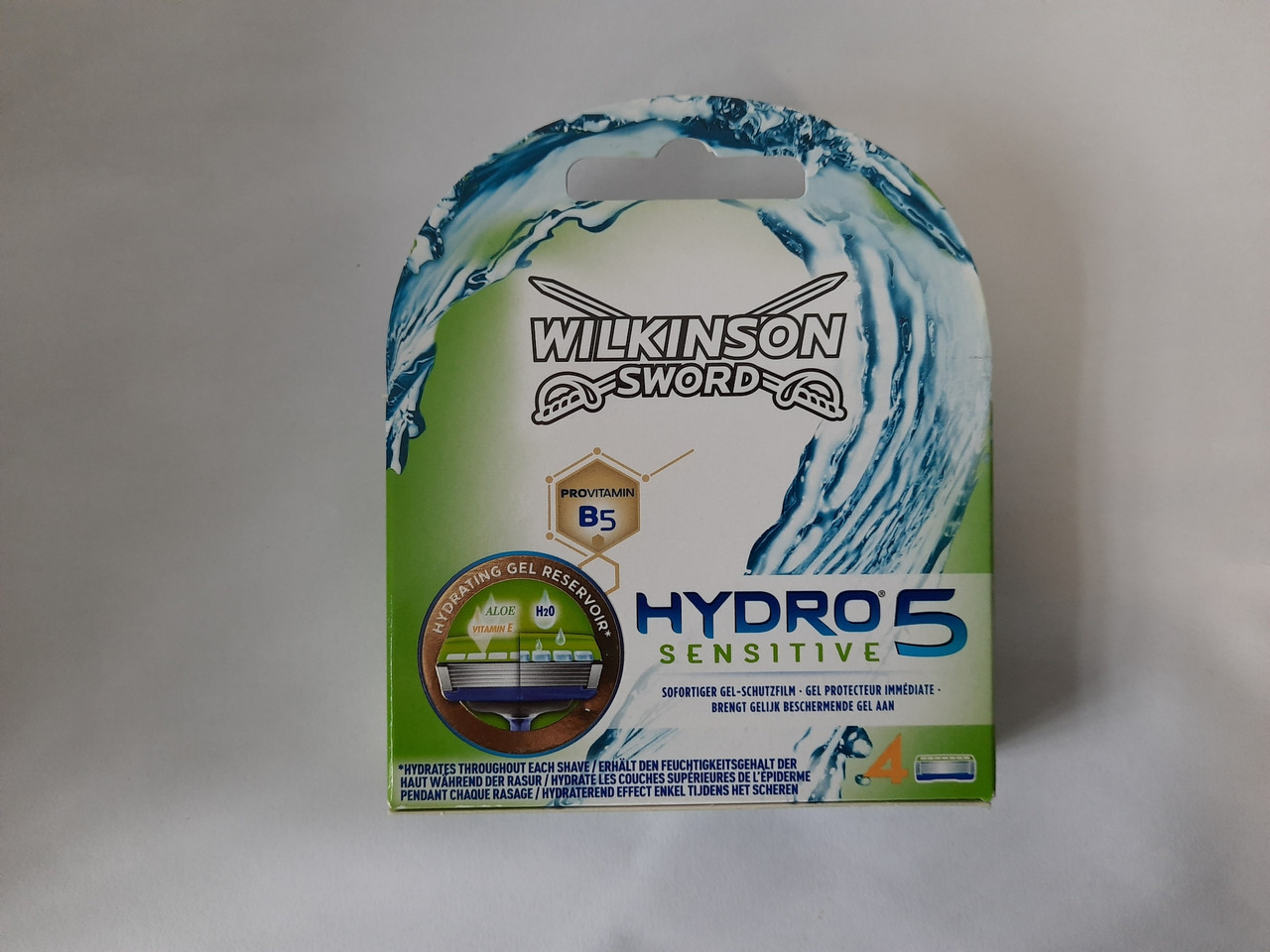 Касети Schick Wilkinson Sword Hydro 5 Sensitive 4 шт. (Шик гідро 5 сенсетів)