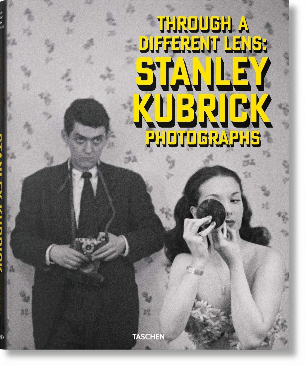 Подарункова література. Through a Different Lens: Stanley Kubrick Photographs