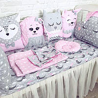 Комплект в кроватку с бортиками зверушками / бампер на детскую кроватку / постельное белье для новорожденных