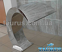Водопад из полированной нержавеющей стали Cobra (Кобра), плечевой массажер от производителя TAURUS