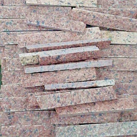 Нарізка (соломка) з граніту червоного лезнікі