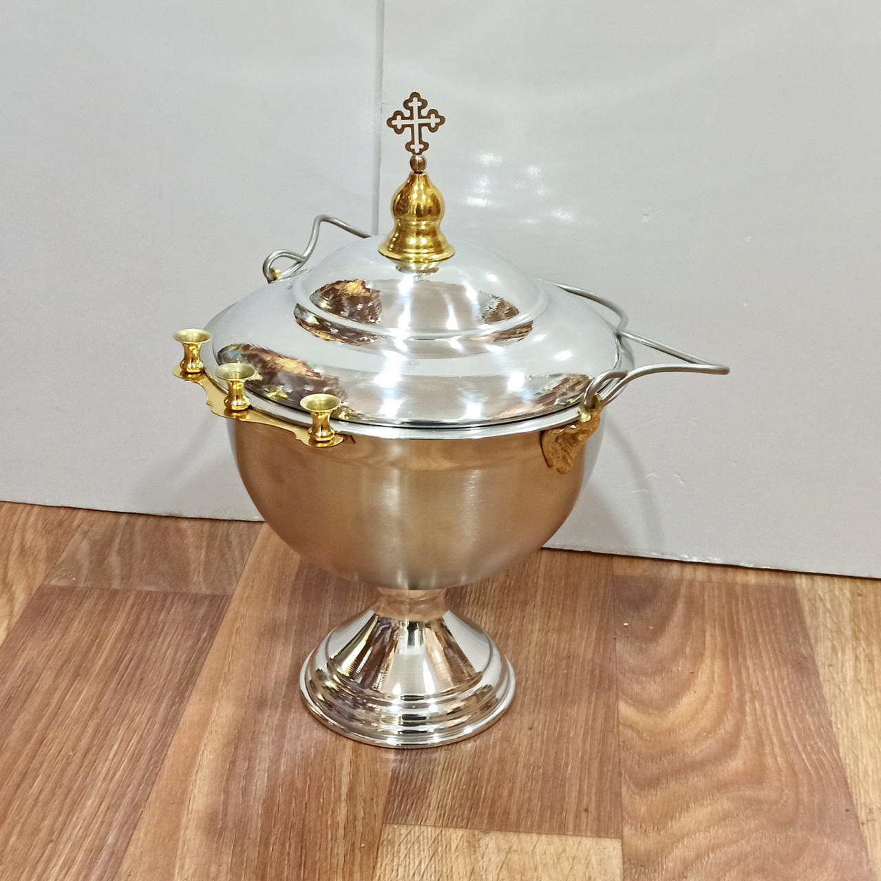 Водосвятная чаша на 5 литров с крышкой, никель: продажа, купить в ...