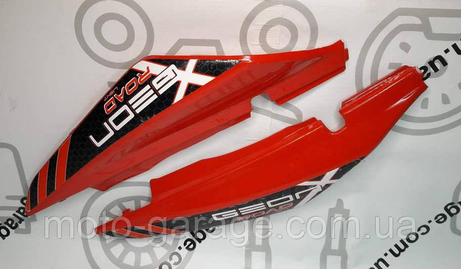 Пластик під сидіння Geon X-Road Light 200/250 (Комплект червоний із чорною наклейкою)