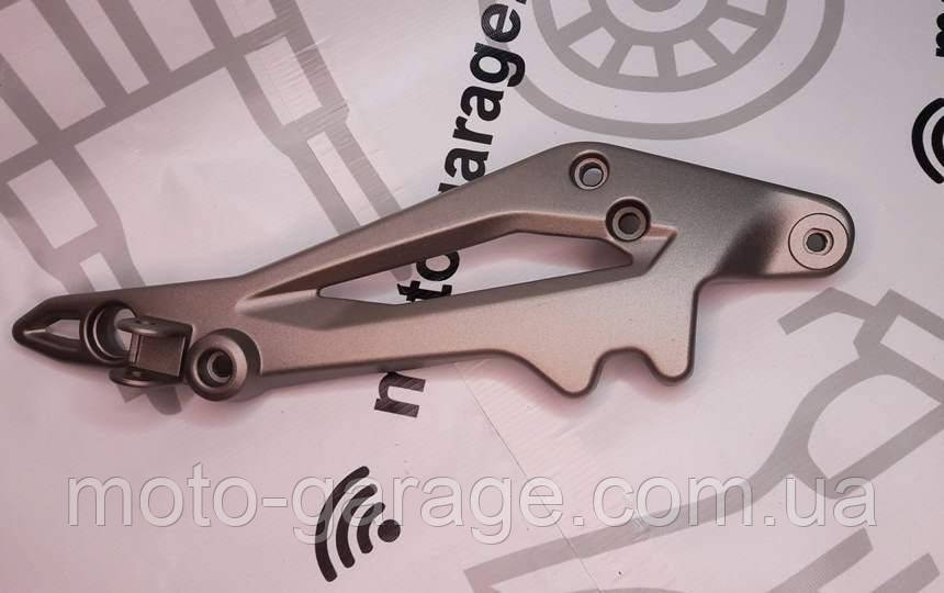 Кронштейн підніжки Geon Pantera, Geon CR6Z, Geon CR6S,Geon BADDOG 250, (Правий), фото 1