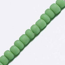 Матовий бісер, непрозорий, зелений, діаметр - 2 мм (100 грам) УТ0028045