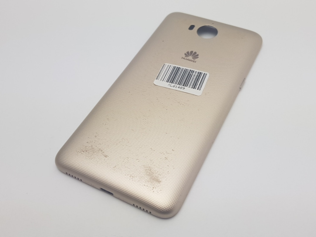 Із дефектом. кришка huawei y6 2017 (mya-l41) золото сервісний оригінал з розборки