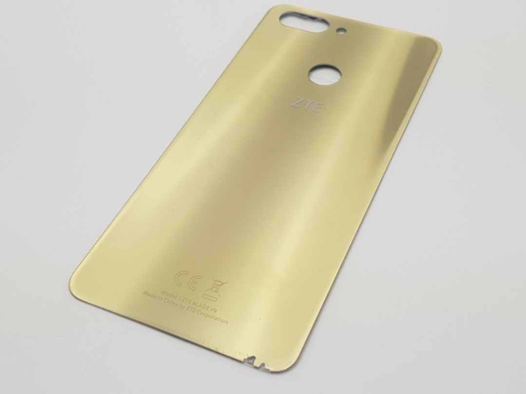 Із дефектом. кришка zte blade v9 золото сервісний оригінал з розборки
